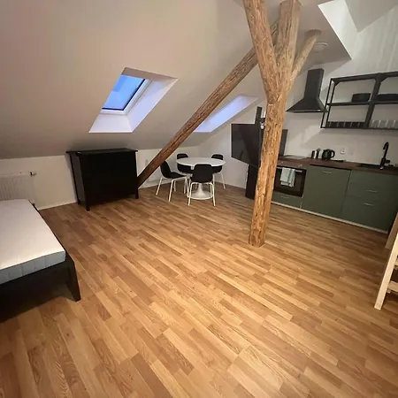 Zizkov Tower Suites Prague Exterior photo